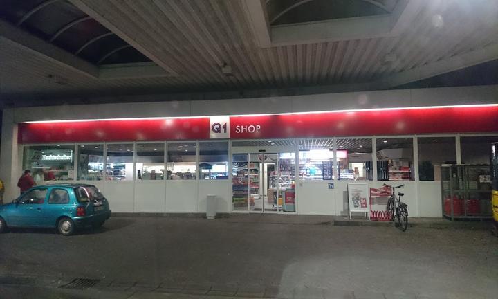 Q1 Tankstelle